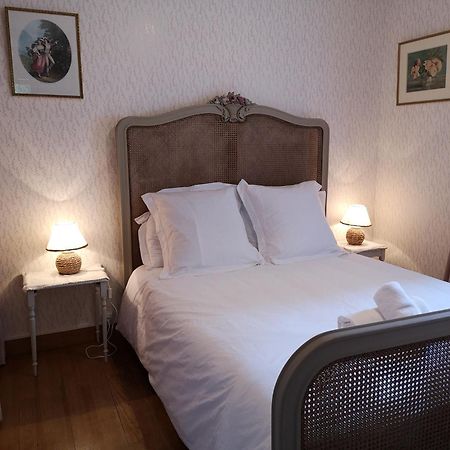 La Roseliere Maison Plain Pied Confortable Belle Decoration Jardin Magnifique 10 Mn A Pied Centre Ville Bayeux Proche Plages Du Debarquement Εξωτερικό φωτογραφία