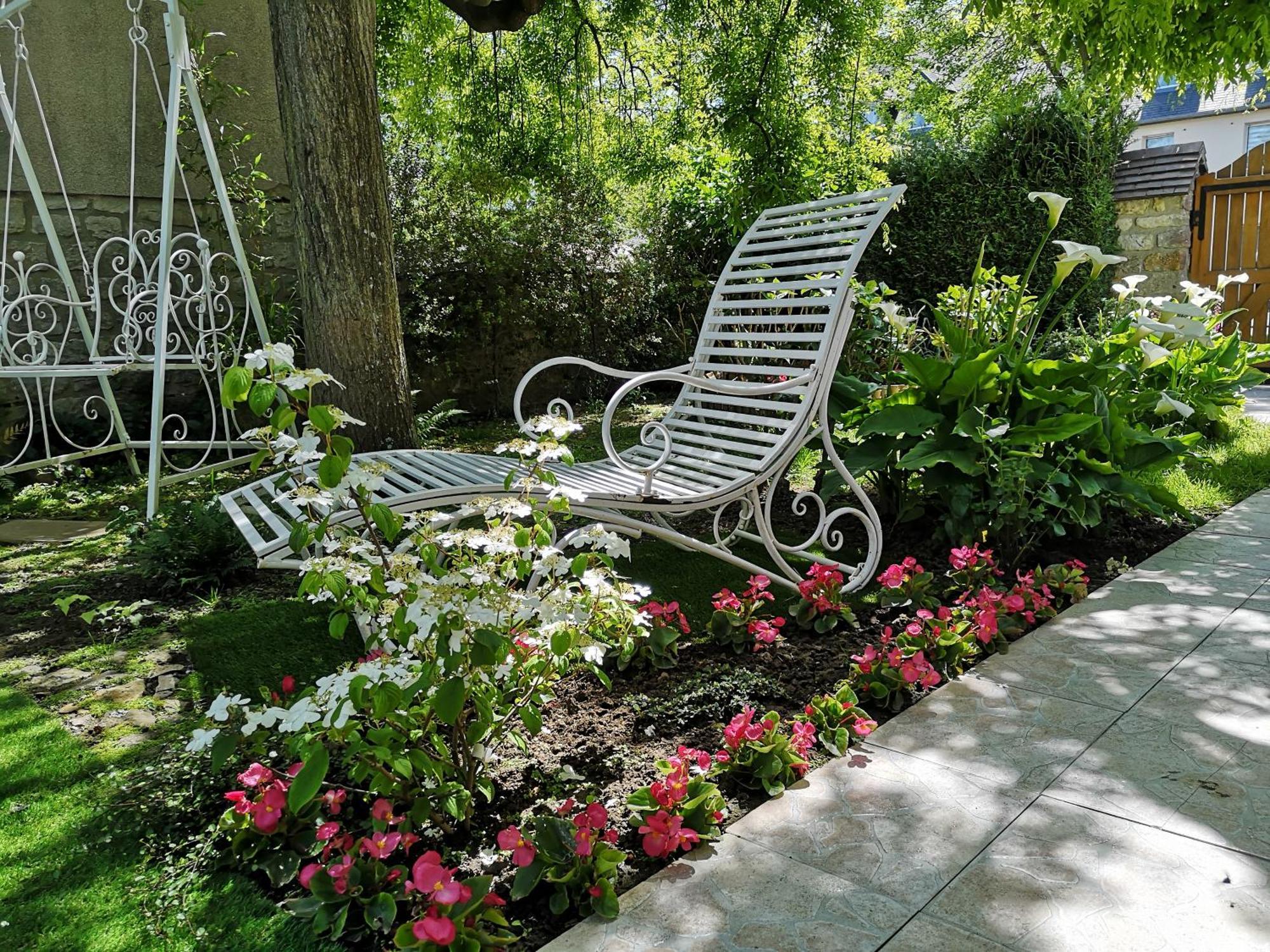 La Roseliere Maison Plain Pied Confortable Belle Decoration Jardin Magnifique 10 Mn A Pied Centre Ville Bayeux Proche Plages Du Debarquement Εξωτερικό φωτογραφία